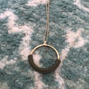 NWT Sole Society Olive green leather necklace